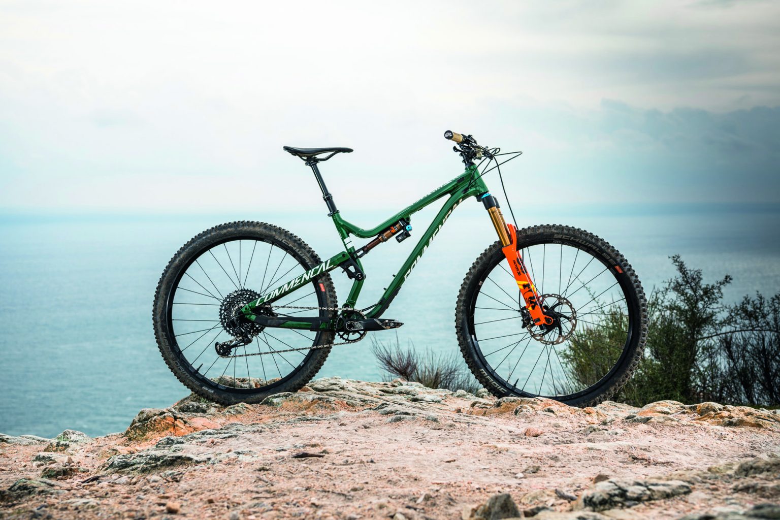 Best trail. Commencal meta 2019. Commencal Clash 2019.