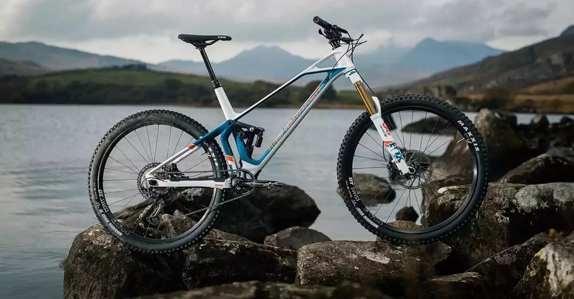 mondraker super foxy carbon r 2020