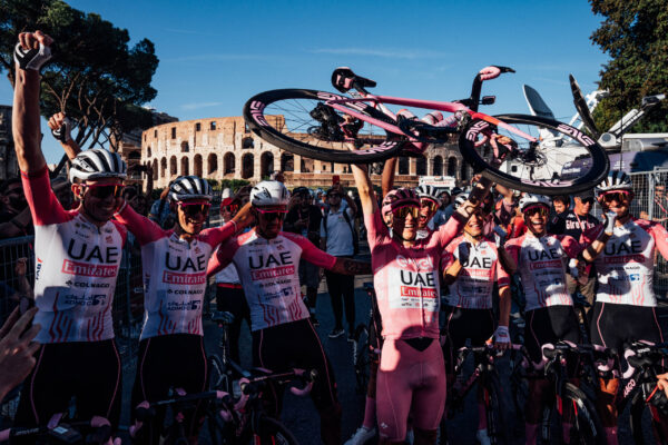 Tadej Pogačar vyhral Giro d’Italia najväčším rozdielom od roku 1965