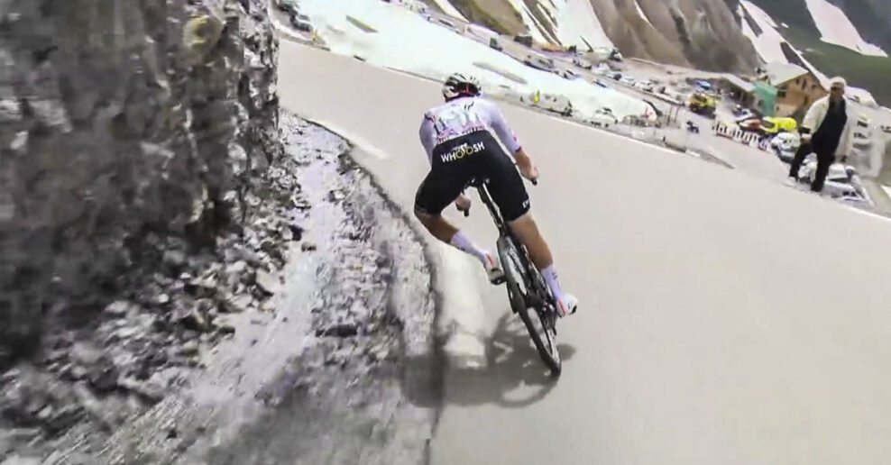  Video: Šialený zjazd Tadeja Pogačara z Col du Galibier s maximálnou rýchlosťou cez 90 km/h