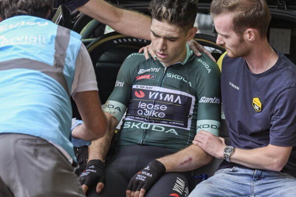 Wout van Aert navrhuje obmedzenie prevodov na zvýšenie bezpečnosti v pelotóne